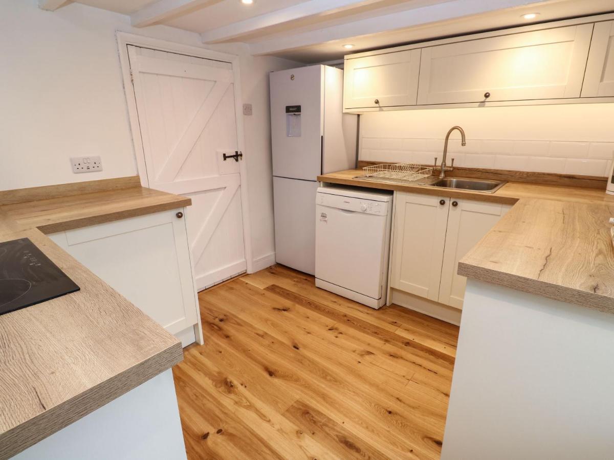 Oaktree Cottage Сент-Остел Экстерьер фото