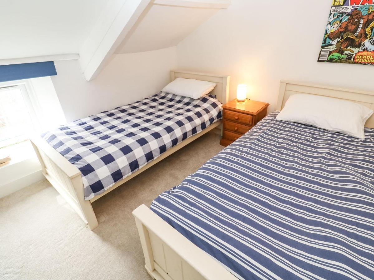 Oaktree Cottage Сент-Остел Экстерьер фото